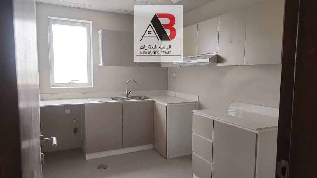 13 Kitchen 1. jpeg