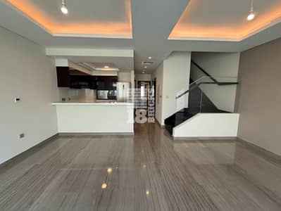 3 Schlafzimmer Villa zum zur Miete in DAMAC Hills, Dubai - image_0