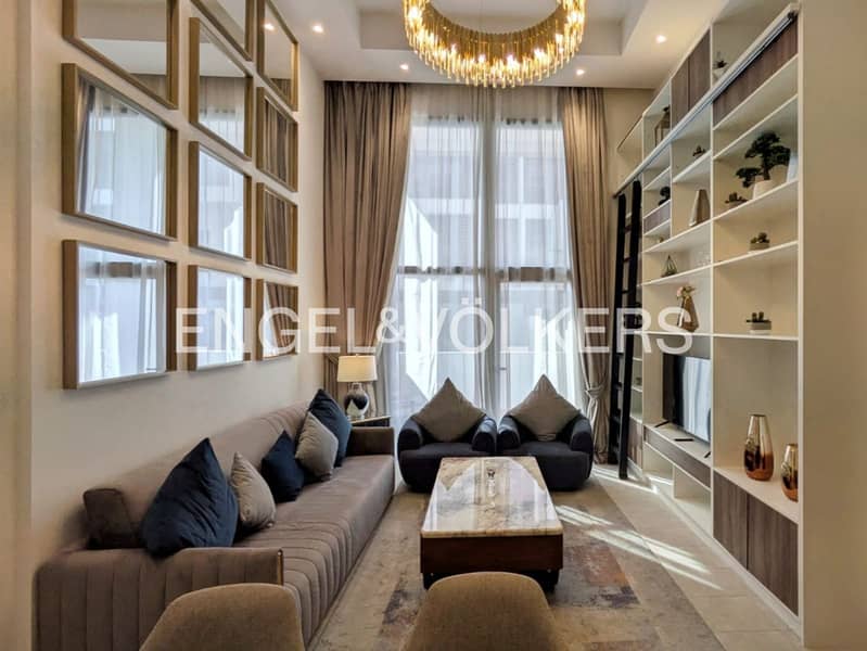 Available Now | High Ceiling | Fully Furnished Available Now | High Ceiling | Fully Furnished