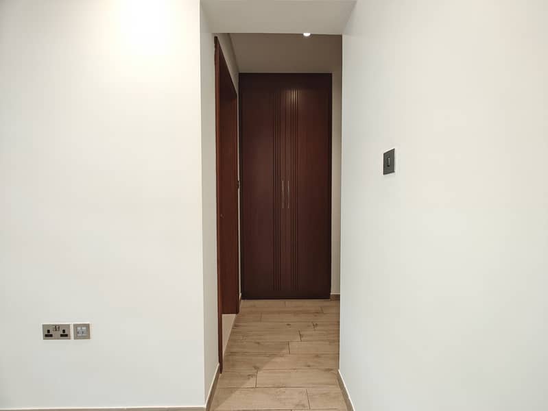 30 IMG20251024163811. jpg