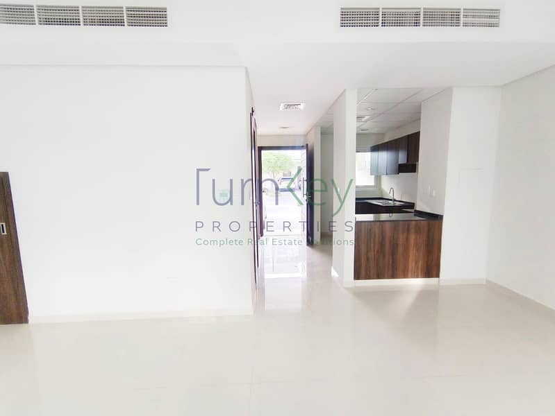Spacious Layout | 3BR Townhouse | Ready to Move