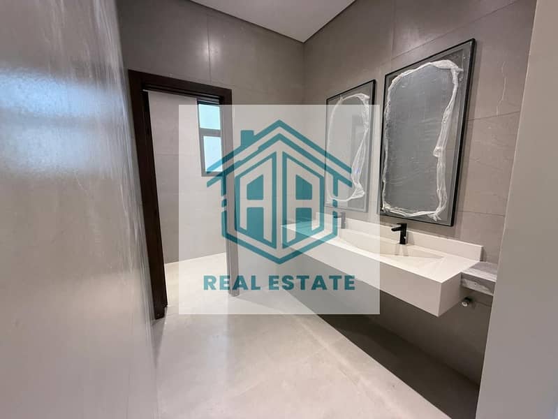 BRAND NEW/ AMAZINGLY VILLA FOR RENT IN AL ATHBA/ 5 BHK MASTER - Image 10