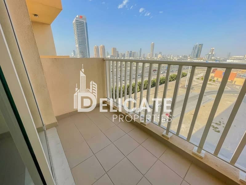 9 Balcony. jpg