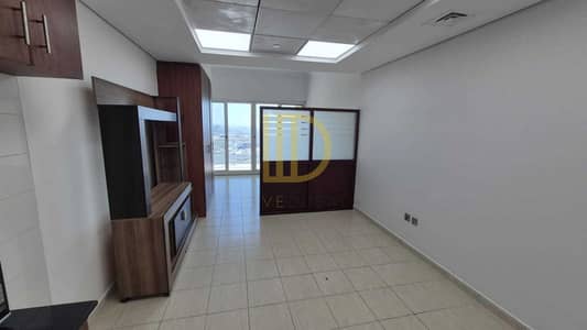 Studio for Rent in Jumeirah Lake Towers (JLT), Dubai - Unfurnished | High Floor | Ready to Move