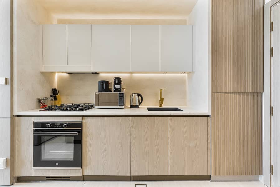 4 Full Kitchen (4). jpeg