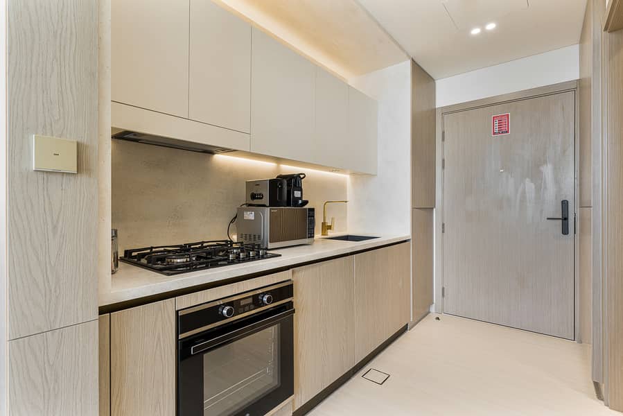 12 Full Kitchen (6). jpeg