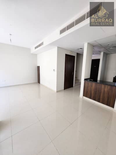 3 Camere Townhouse in Vendita a DAMAC Hills 2 (Akoya by DAMAC), Dubai - WhatsApp Image 2026-06-30 at 11.44. 49 AM. jpeg 3 Camere Townhouse in Vendita a DAMAC Hills 2 (Akoya by DAMAC), Dubai - WhatsApp Image 2026-06-30 at 11.44. 49 AM. jpeg