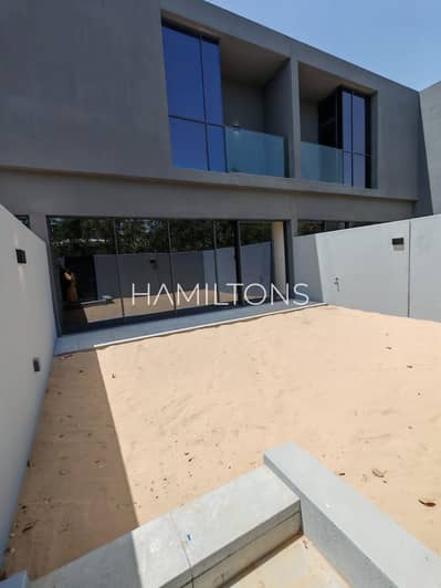 2 Bedroom Townhouse for Sale in Tilal City, Sharjah - WhatsApp Image 2025-05-17 at 12.17. 42 (1). jpeg 2 Bedroom Townhouse for Sale in Tilal City, Sharjah - WhatsApp Image 2025-05-17 at 12.17. 42 (1). jpeg