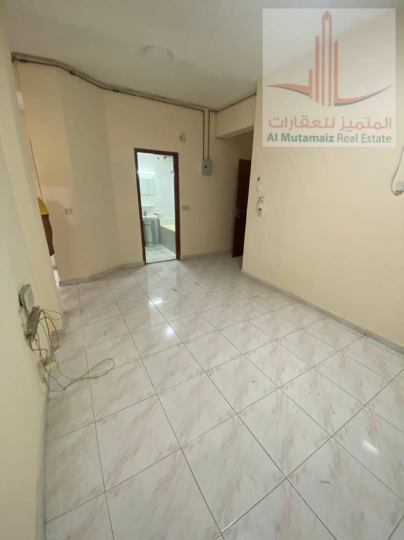 6 8e794d90-5e68-42e5-9192-0aed40eaa8b3. jpg