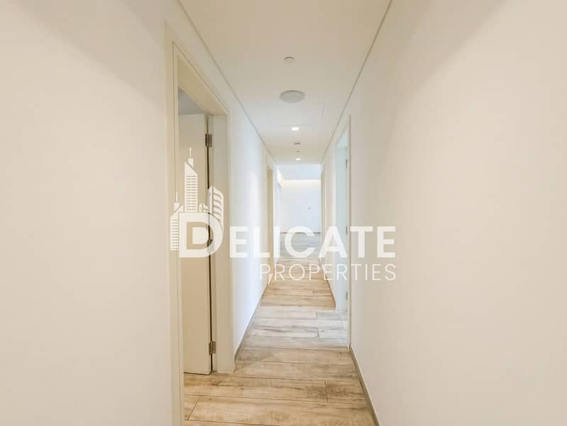 9 Entrance 1. jpg