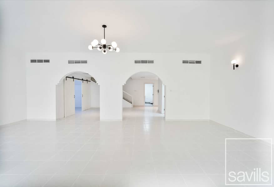 Villa in Umm Suqeim > Umm Suqeim 2
