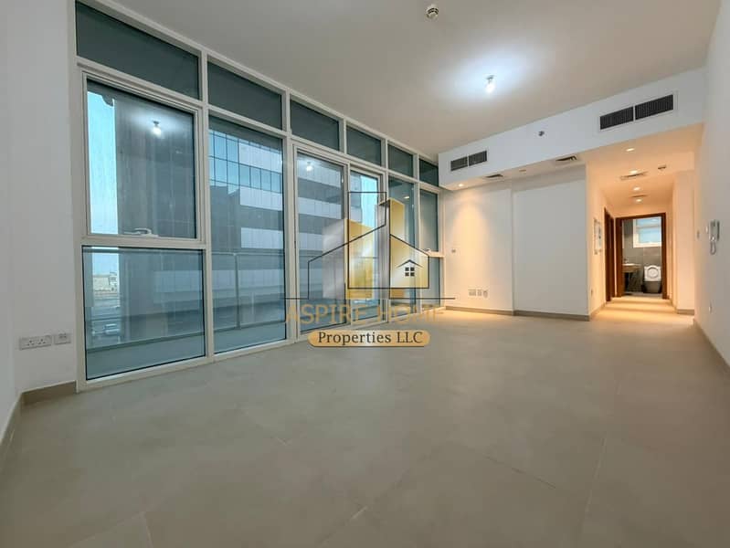 Be the First Tenant | Brand-New 2BR | Free Parking – pohled 3