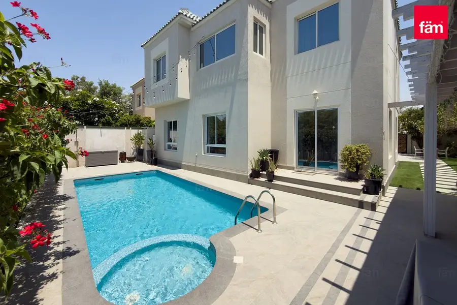 Fully Upgraded | Large Plot | Private Pool | Vot