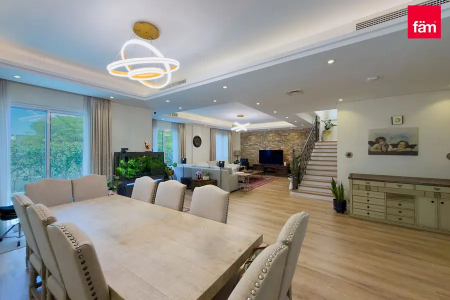 Fully Upgraded | Large Plot | Private Pool | Vot