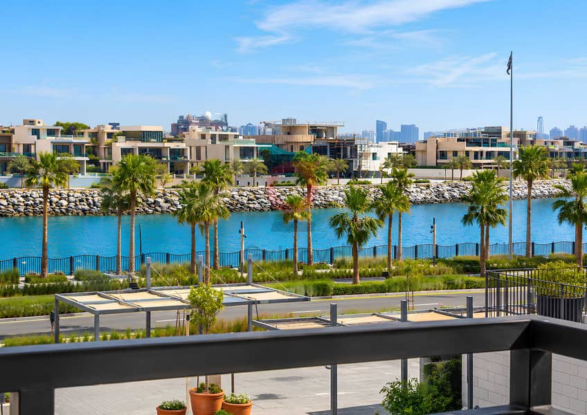 La Rive 3 - Majestic Furnished 1BR with Panoramic Water View. png La Rive 3 - Majestic Furnished 1BR with Panoramic Water View. png