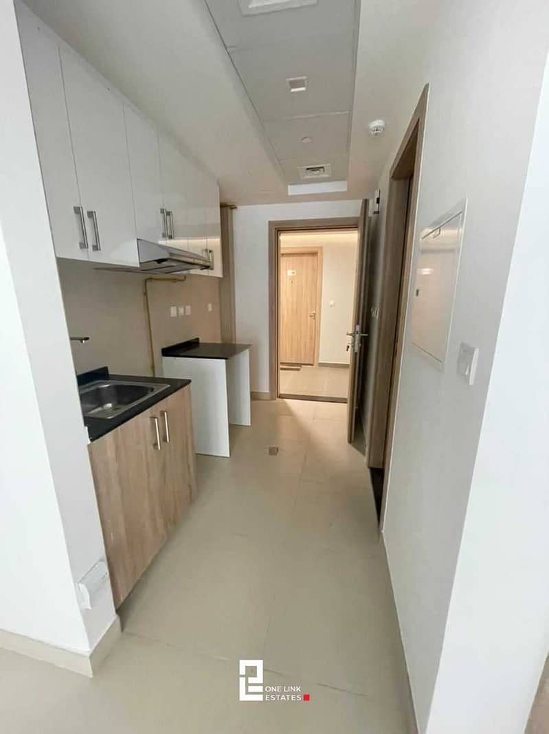Apartment in Dubai, lhbyh 4 - View 4