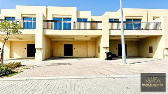 تاون هاوس 3 غرف نوم للايجار في (أكويا من داماك) داماك هيلز 2، دبي - 1. jpg تاون هاوس 3 غرف نوم للايجار في (أكويا من داماك) داماك هيلز 2، دبي - 1. jpg