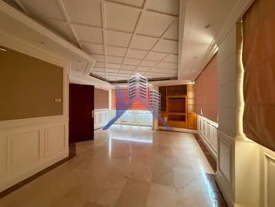 Office for Rent in Deira, Dubai - WhatsApp Image 2026-06-30 at 2.44. 45 PM (2). jpeg Office for Rent in Deira, Dubai - WhatsApp Image 2026-06-30 at 2.44. 45 PM (2). jpeg