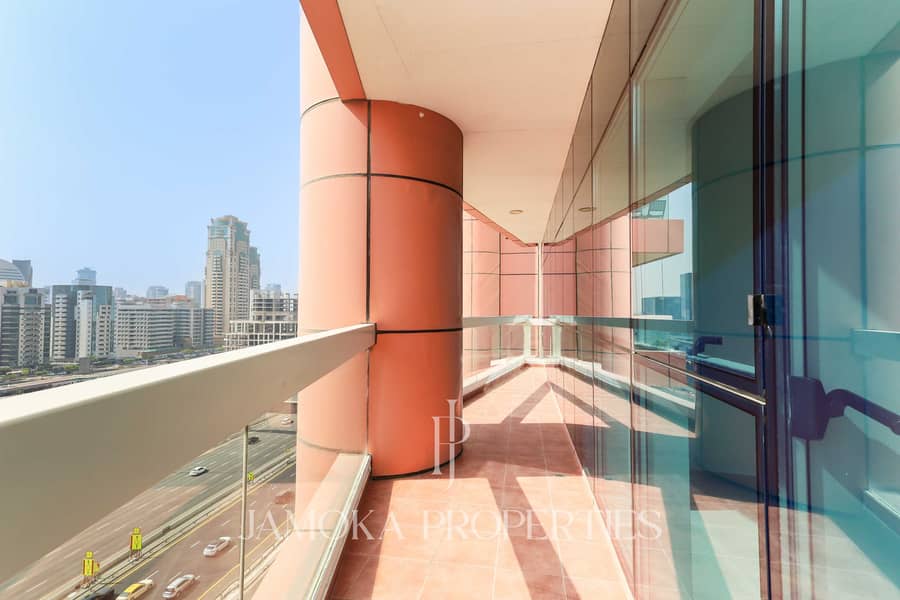 3 Dubai Jewel Tower-23. jpg