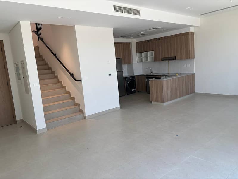 3 4- 2br middle. jpg