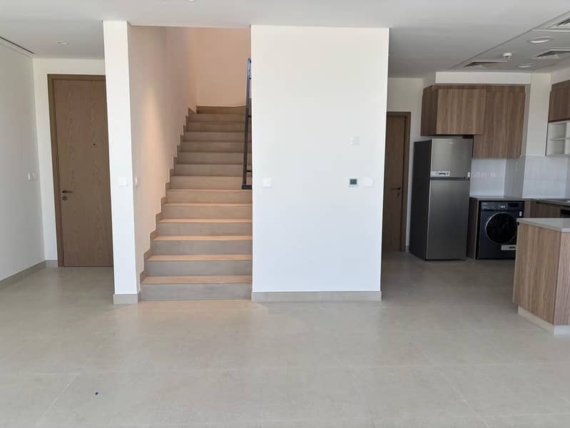 6 10- 2br middle. jpg