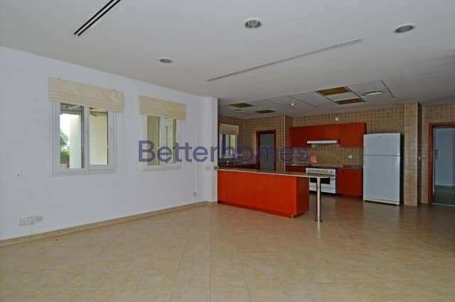3 Bedrooms Apartment in  Green Community