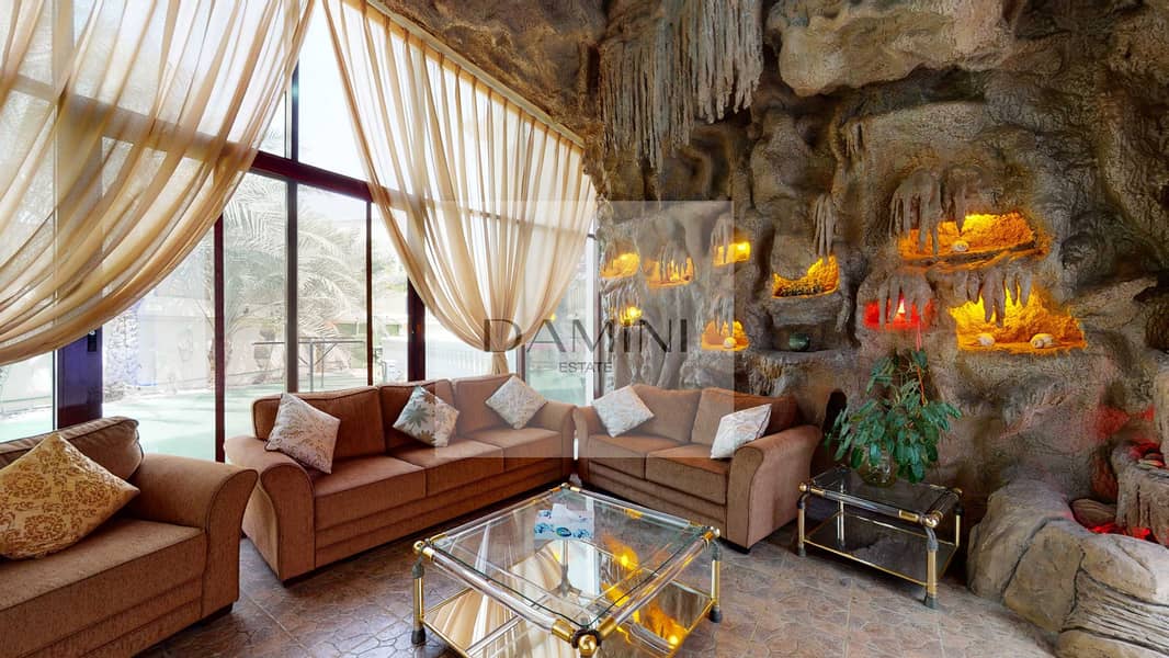 19 Villa-E50-Emirates-Hills-07262022_085039. jpg