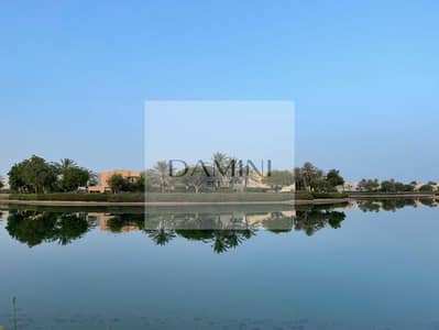 8 Slaapkamers Villa te Huur in Emirates Hills, Dubai - F0A8305D-CBDC-4AEA-8A5A-6C0986D97FF9. JPG 8 Slaapkamers Villa te Huur in Emirates Hills, Dubai - F0A8305D-CBDC-4AEA-8A5A-6C0986D97FF9. JPG