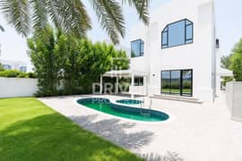 Massive Plot | Private Pool and Fully Renovated