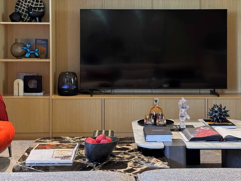 5 Living room(1). jpg