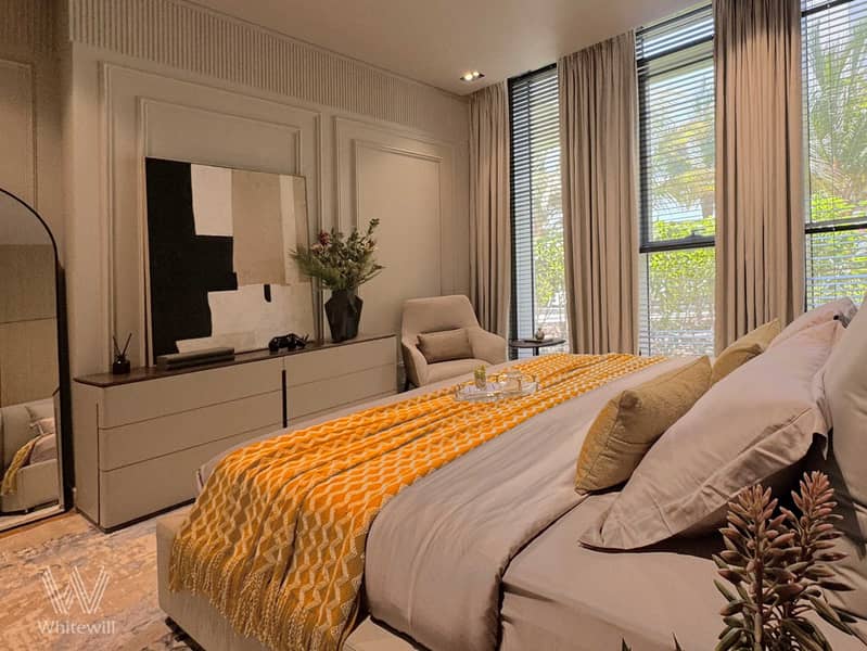 17 Master bedroom. jpg
