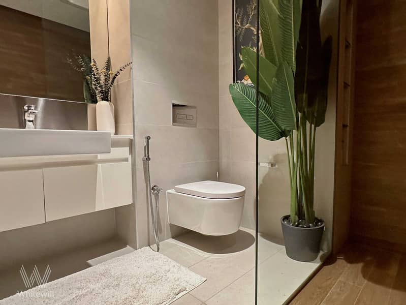 20 Second bathroom. jpg