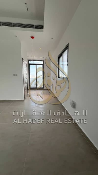 فیلا 5 غرف نوم للايجار في حوشي، الشارقة - WhatsApp Image 2026-06-22 at 4.49. 56 PM (1). jpeg فیلا 5 غرف نوم للايجار في حوشي، الشارقة - WhatsApp Image 2026-06-22 at 4.49. 56 PM (1). jpeg