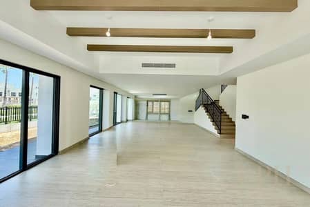 6 Slaapkamers Villa te Koop in DAMAC Lagoons, Dubai - image_0