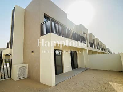 4 Slaapkamers Townhouse te Huur in Dubai South, Dubai - Rijwoning in Dubai South，Emaar South，Expo Golf Villas，Expo Golf Villas 1 (Parkside 1), 4 slaapkamers, 134999 AED - 15661264