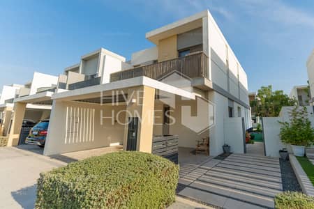 4 Bedroom Villa for Rent in Tilal Al Ghaf, Dubai - Big Layout | Back-to-Back | Prime Location