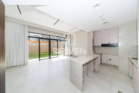 3 Bedroom Townhouse for Sale in Mohammed Bin Rashid City (MBR City), Dubai - Spacious Garden | Ready to Move in | Area Expert 3 Bedroom Townhouse for Sale in Mohammed Bin Rashid City (MBR City), Dubai - Spacious Garden | Ready to Move in | Area Expert