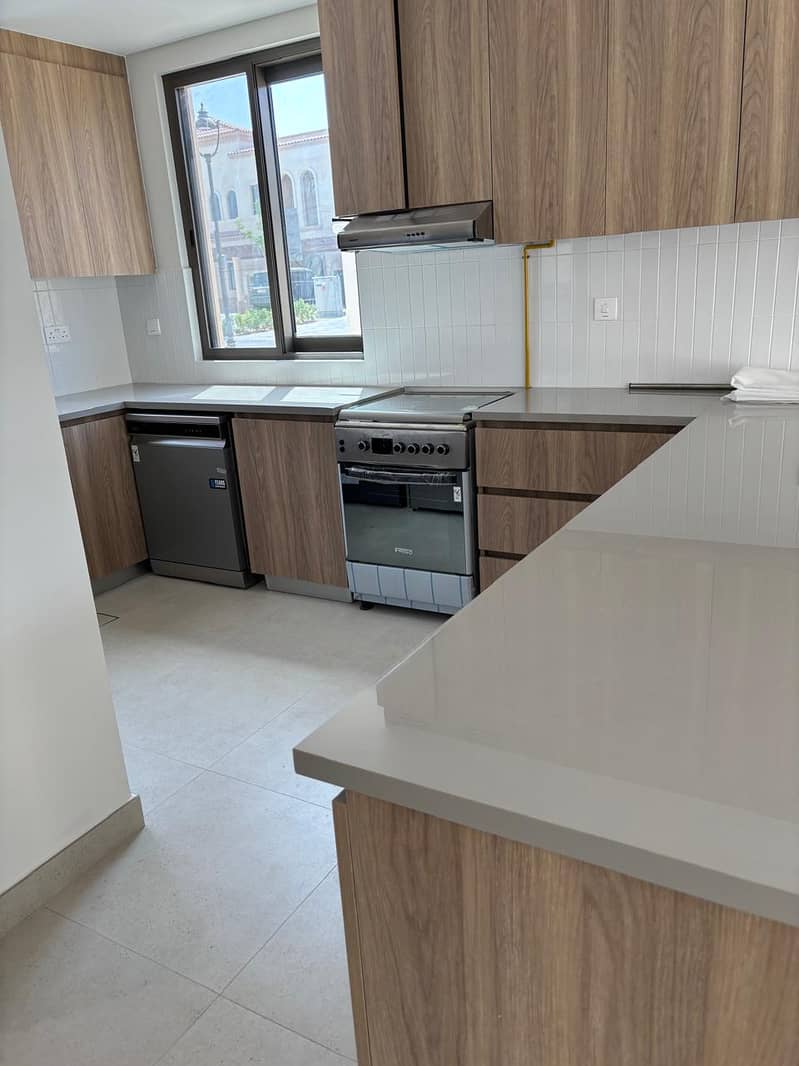 3 4 tol 3br corner. jpg