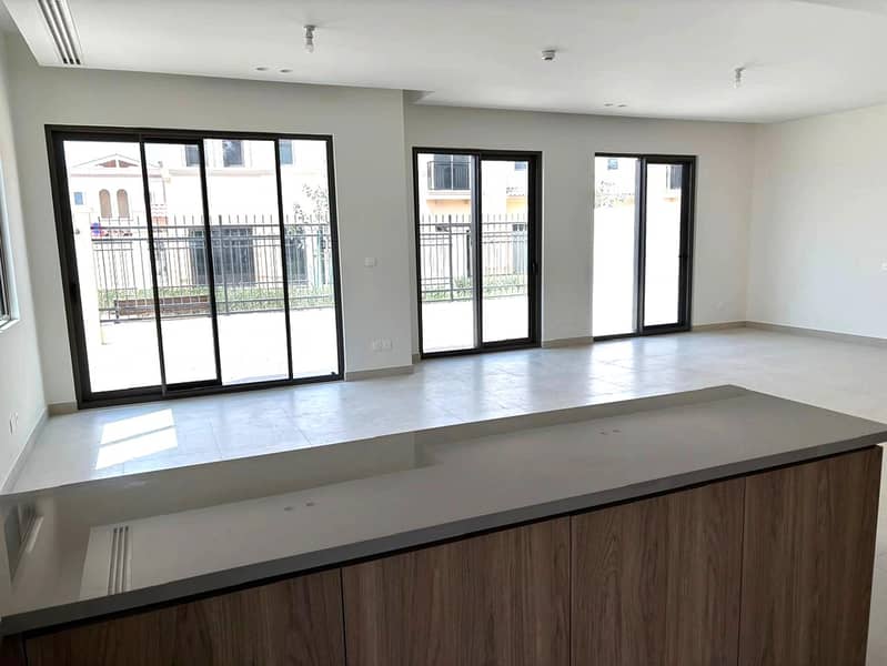 4 6 tol 3br corner. jpg