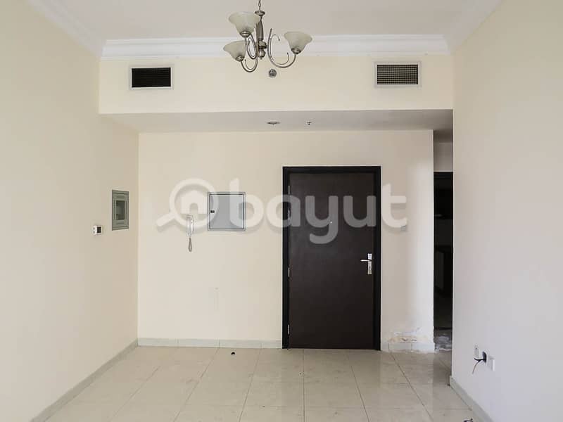 Brand new spacious one bedroom apartment with close kitchen for rent in lake tower at 13000 Brand new spacious one bedroom apartment with close kitchen for rent in lake tower at 13000