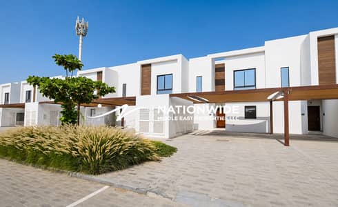 2 habitaciones Townhouse para en Venta en Al Ghadeer, Abu Dhabi - Casa adosada en Al Ghadeer,Al Ghadeer Phase 2, 2 dormitorios, 1900000 AED - 15014269 2 habitaciones Townhouse para en Venta en Al Ghadeer, Abu Dhabi - Casa adosada en Al Ghadeer,Al Ghadeer Phase 2, 2 dormitorios, 1900000 AED - 15014269