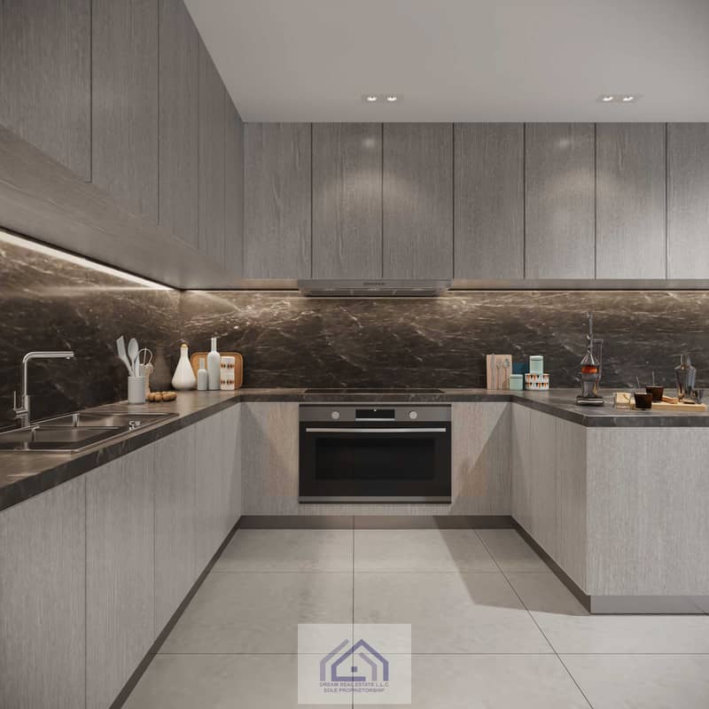 22 Kitchen. jpg