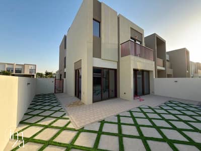4 Schlafzimmer Townhouse zum zur Miete in Dubailand, Dubai - Reihenhaus in Dubailand,Villanova,La Violeta,La Violeta 1, 4 schlafzimmer, 190000 AED - 15665490 4 Schlafzimmer Townhouse zum zur Miete in Dubailand, Dubai - Reihenhaus in Dubailand,Villanova,La Violeta,La Violeta 1, 4 schlafzimmer, 190000 AED - 15665490