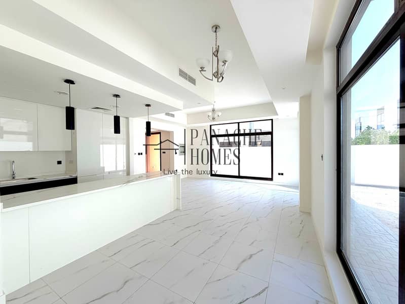 3 Living Room 2. jpg