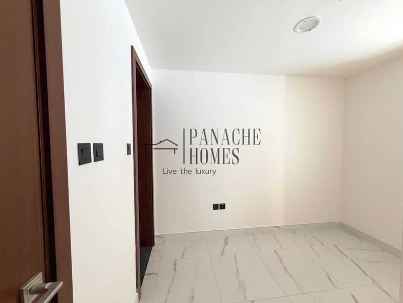 13 Maids Room 2. jpg
