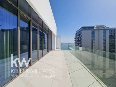 2 Bedroom Flat for Rent in Palm Jumeirah, Dubai - Penthouse | Sea View | Big Terrace | Furnished