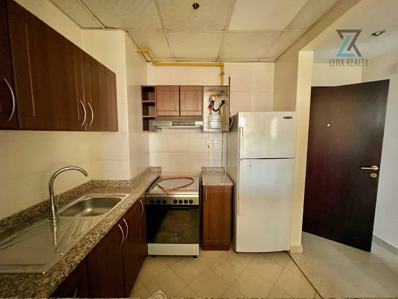 ELEGANT 1 BHK | FAMILY ONLY | PARKING - Image 9