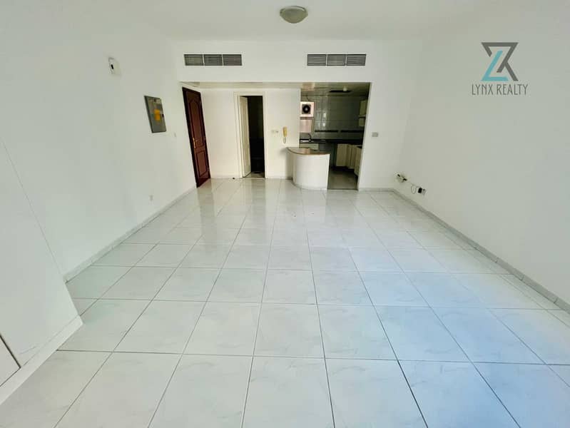 SPACIOUS STUDIO | BIG KITCHEN | 500 SQFT - Image 8