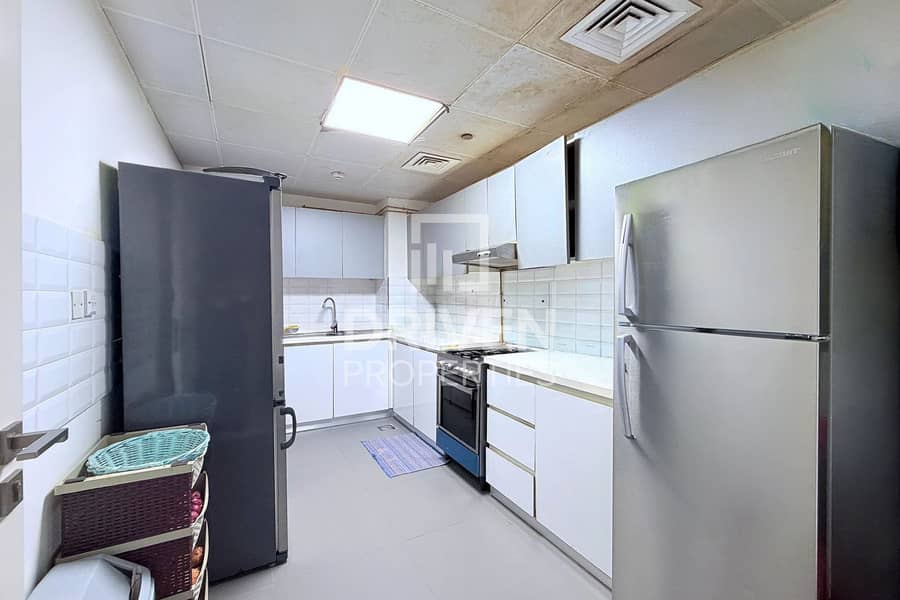 Spacious | Pool View | Closed Kitchen | Rented