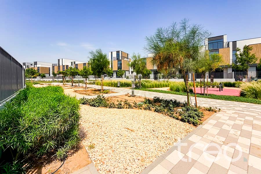 Rare G+2 Layout | Greenbelt | 3 + Maids - Image 11